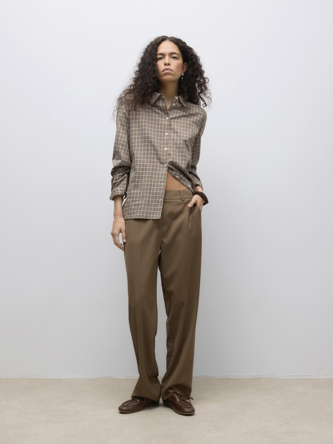 model_shot-front